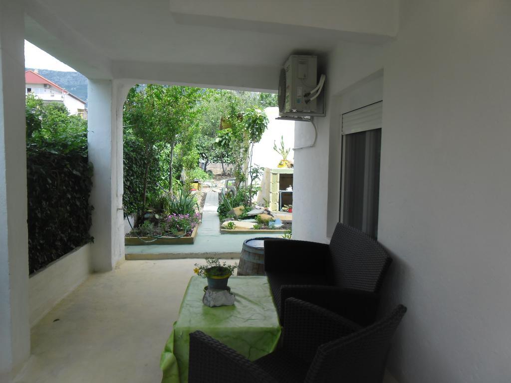 Apartments Krajici Каштела Экстерьер фото
